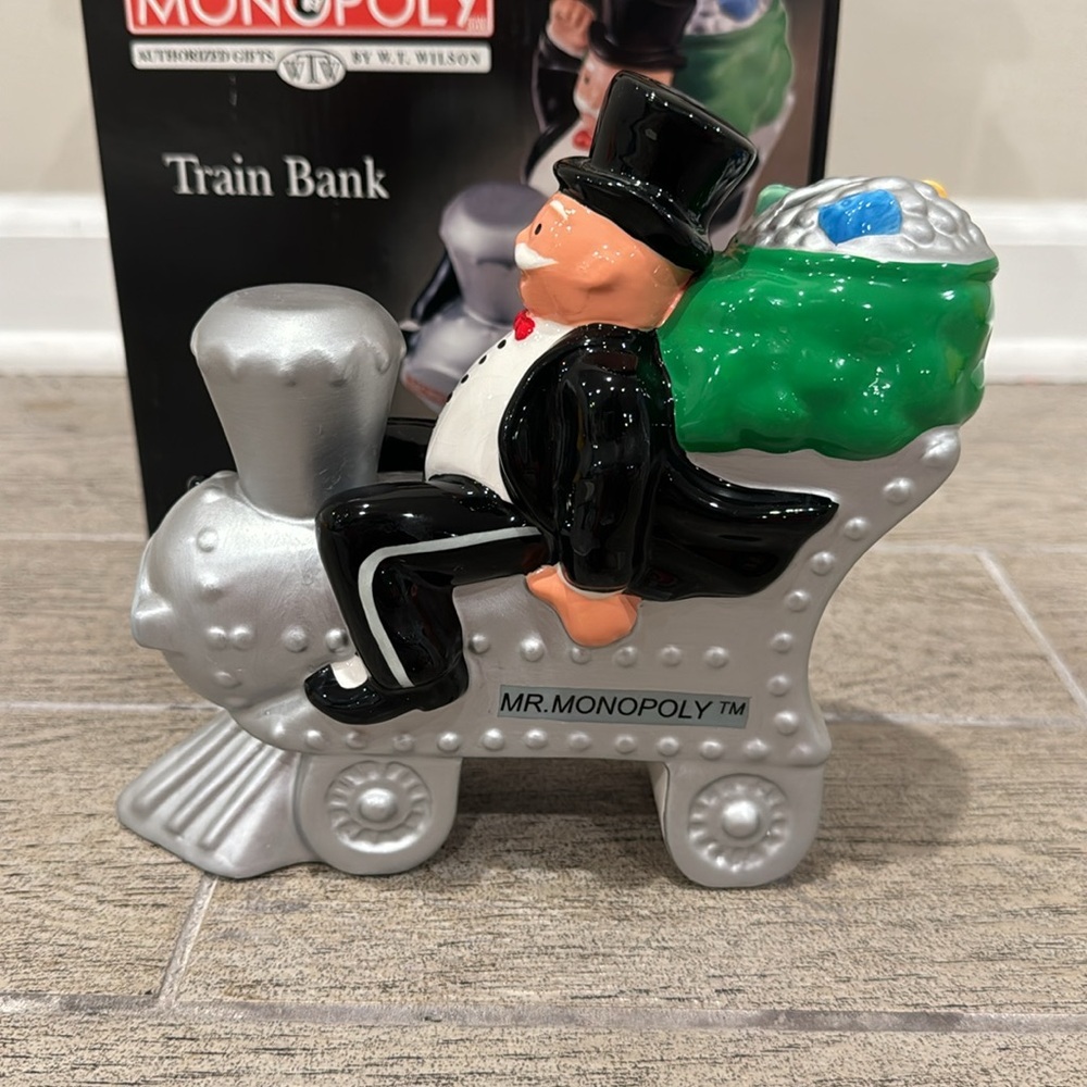 MR. MONOPOLY BANK Uncle Milburn Pennybag Monopoly Train Ceramic Hasbro 1998 - Picture 8 of 8